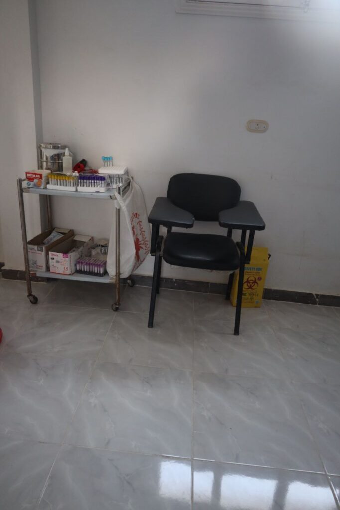 photo_5845727696091465397_y