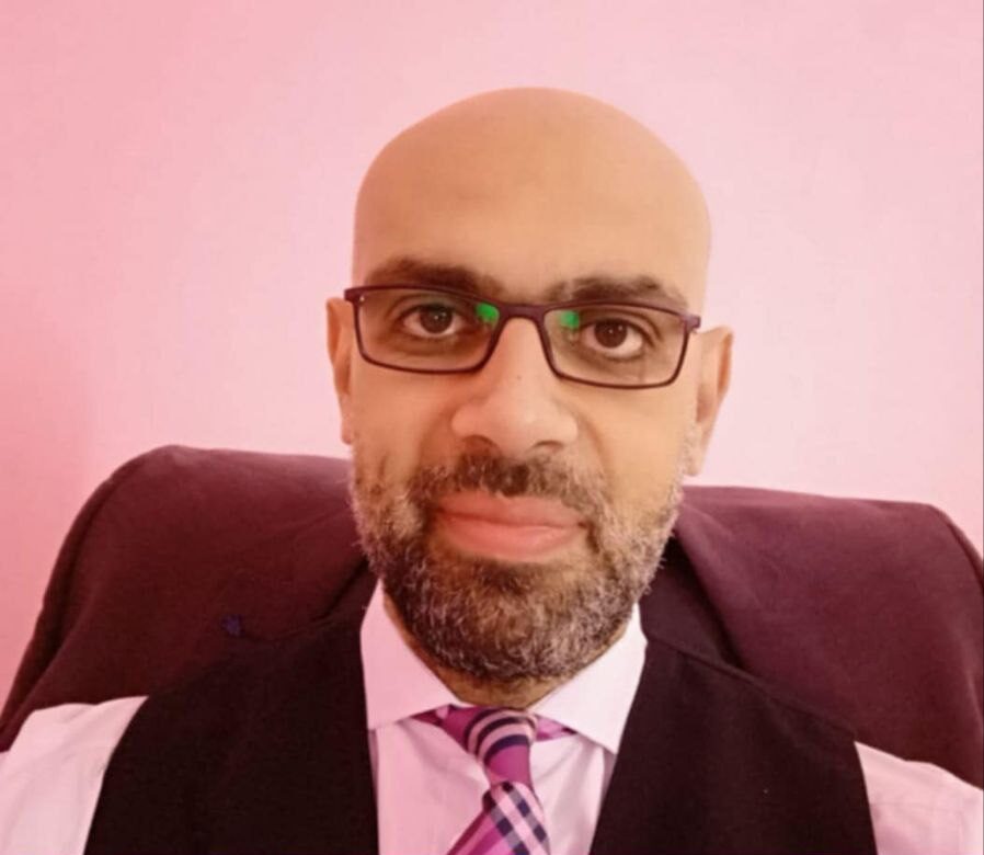 photo_5904712638041016096_y (1)